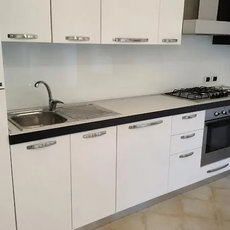 Immobiliare La Rosetana - Residenza Verdi شقة روزيتو ديلي أبروتسي